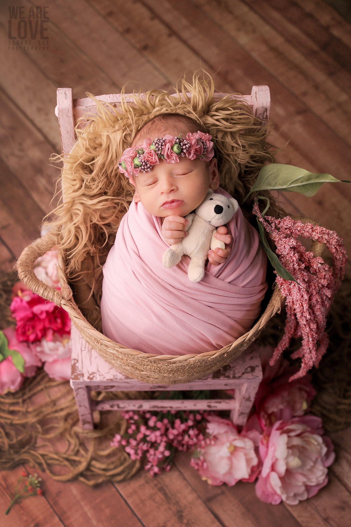 best_newborn_photography_near_me_baby_girl_newborn_12