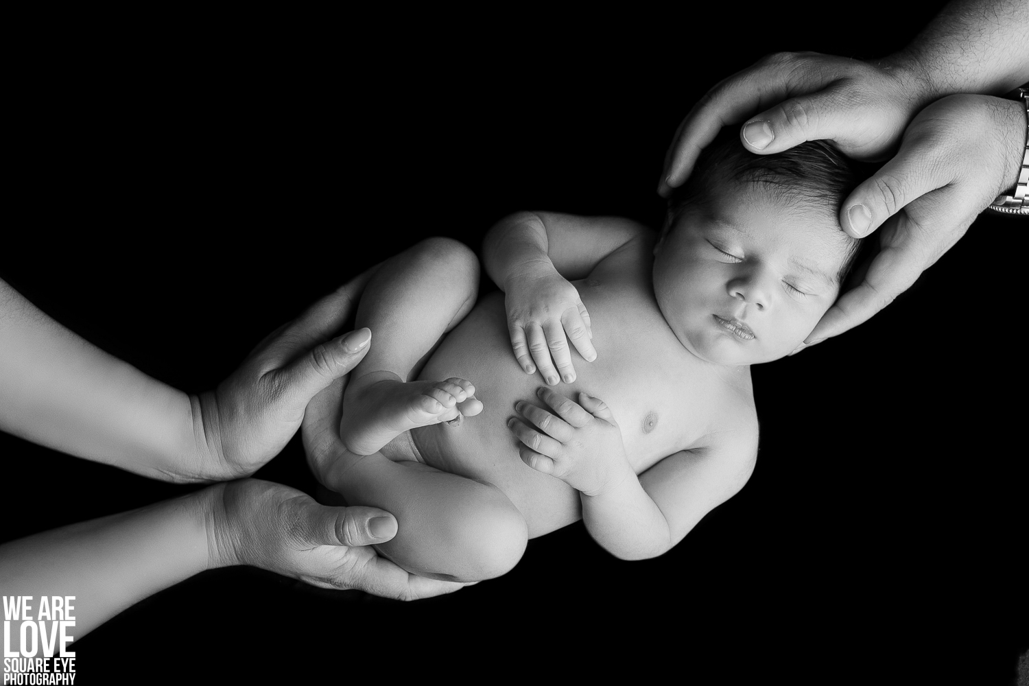 super_hero_baby_boy_newborn_photo_shoot